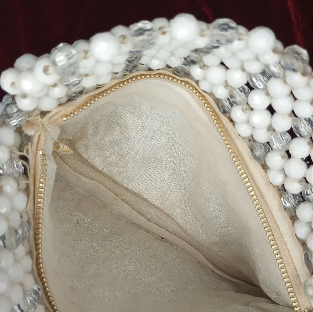 Vintage Hand Made In Hong Kong Elegant‎ White Beaded Handbag